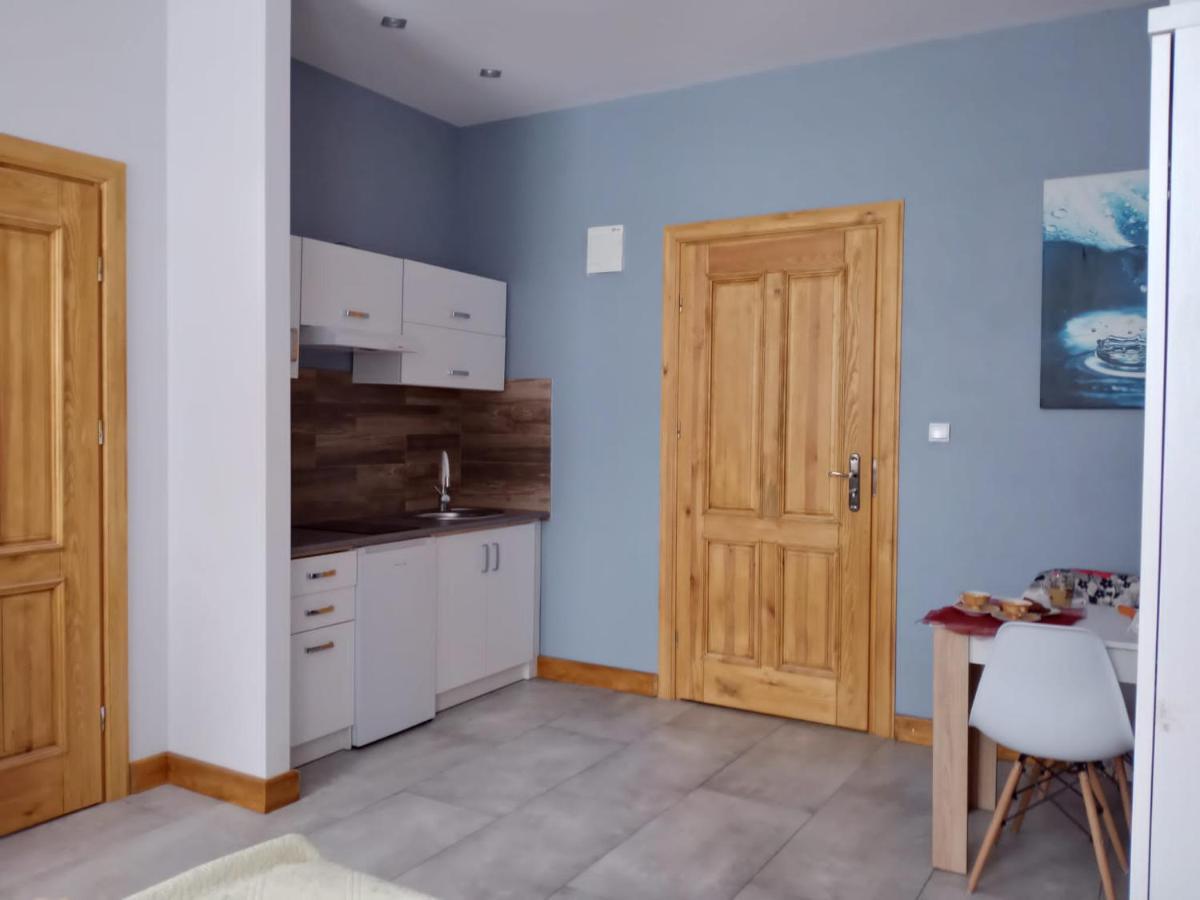 Sunny Bear Bed & Breakfast イェレニャ・グーラ エクステリア 写真